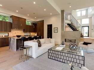 7731 W 82nd St, Playa Del Rey, CA 90293