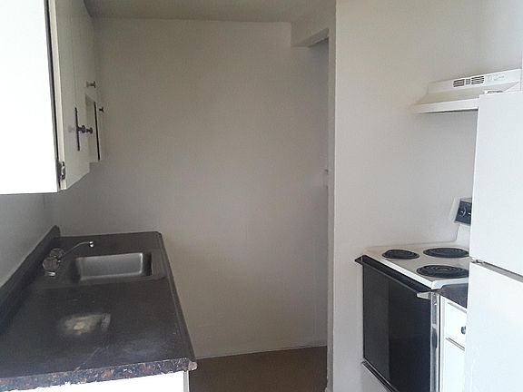 3rd image of 2703 E 10th Ave