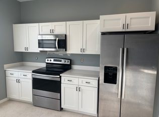 512 Black Lion Dr NE, Saint Petersburg, FL 33716