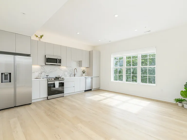 1424 Germantown Ave #5 — Photo 3