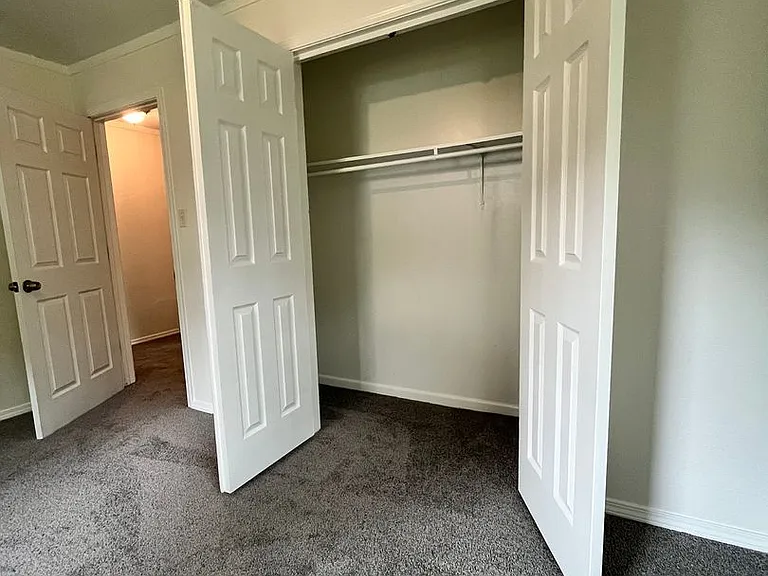 10 Rankin St — Photo 13