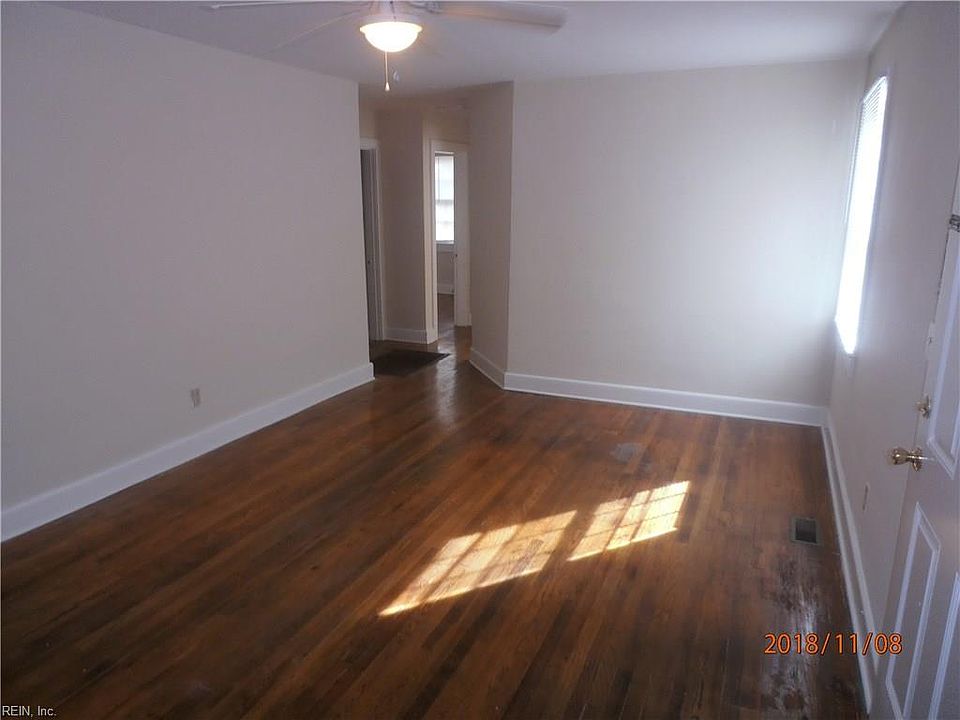 2nd image of 30 Mac Alva Dr