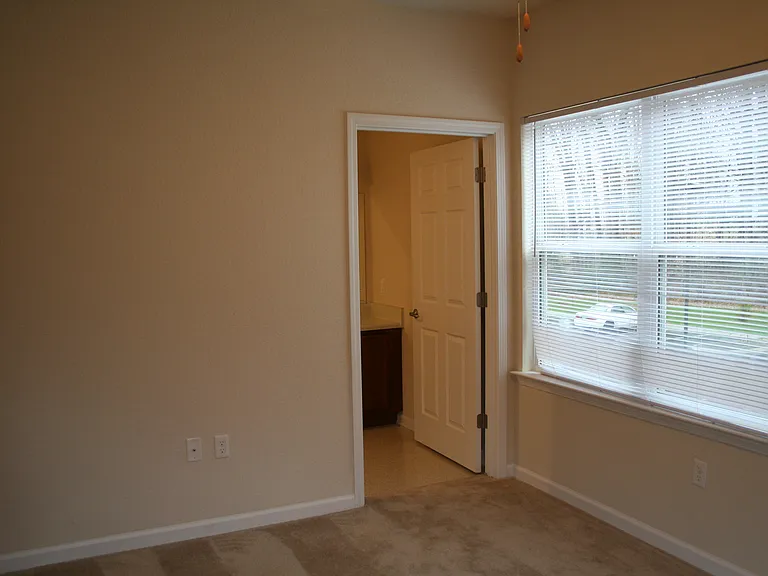 Walters Ridge Apartments — Photo 14