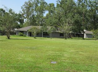 13084 Jones Rd, Ponchatoula, LA 70454
