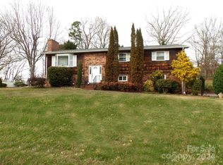 91 Northwest Rd, Hickory, NC 28601