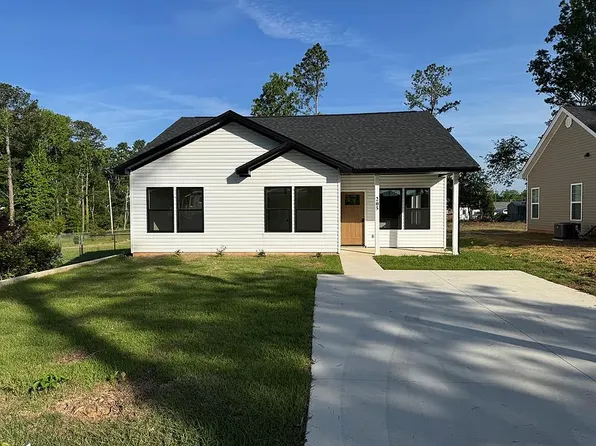 205 Virginia Ave, Greenwood, SC 29646
