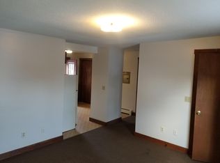 1045 Park St APT D, Palmer, MA 01069