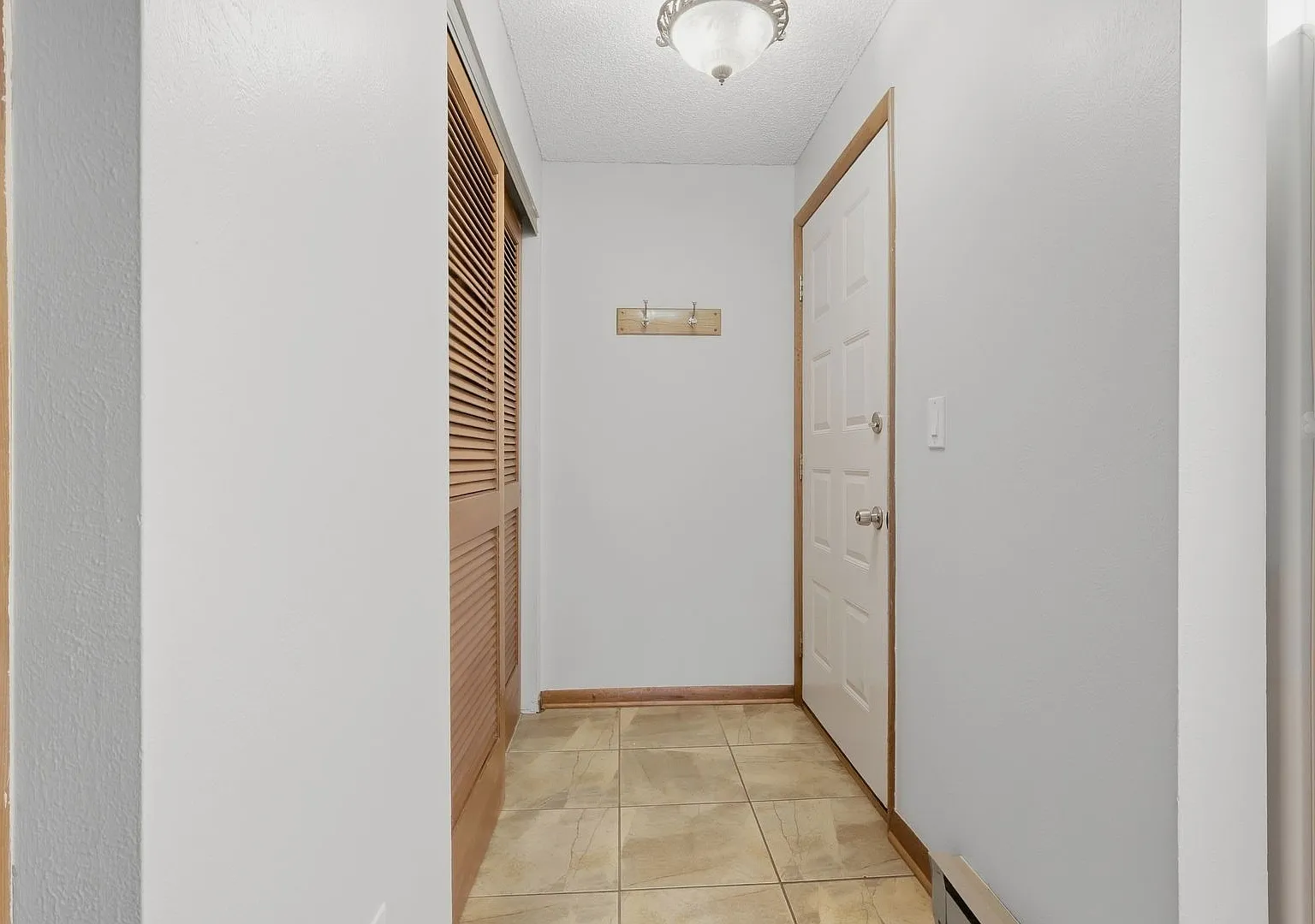 Ground floor 2 bed 1 bath Condo in the Pier Point Village Neighborhood — Photo 3