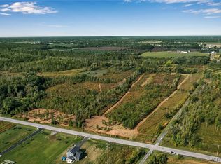 V L Barnum Rd, Akron, NY 14001