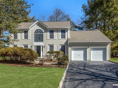 34 Knickerbocker Ln, Old Tappan, NJ, 07675