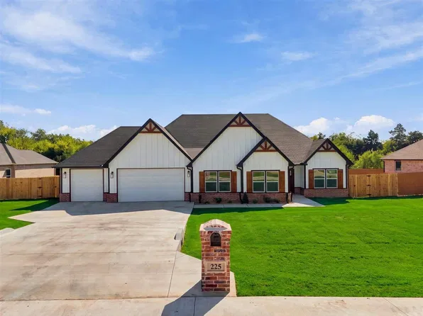 225 Blanco Bnd, Stillwater, OK 74074