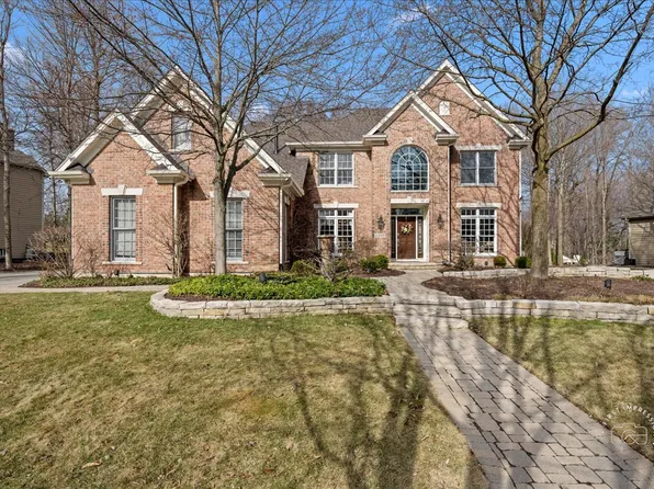 3510 Majestic Oaks Dr, St Charles, IL 60174