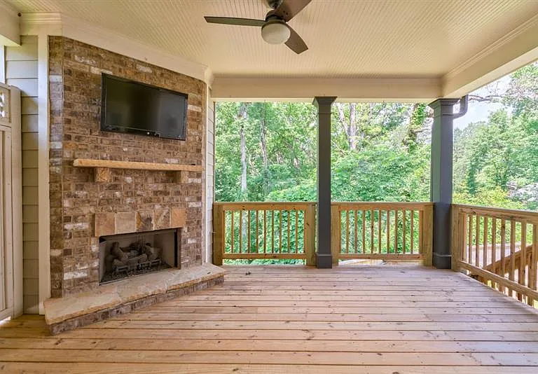 1317 Winfair Ln NE — Photo 31
