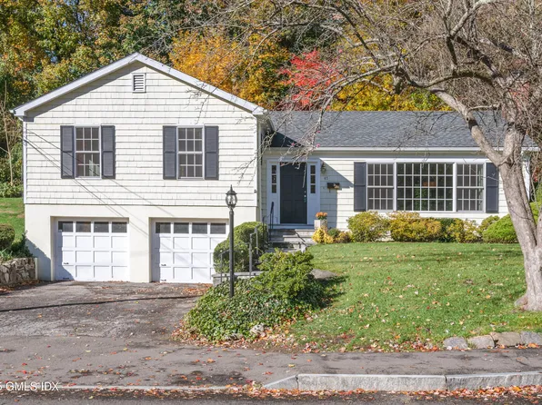 47 Mallard Dr, Greenwich, CT 06830