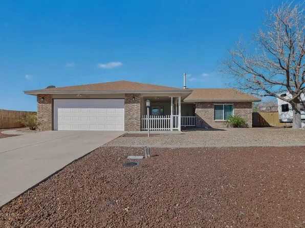 4640 Aqua Marine Dr NE, Rio Rancho, NM 87124