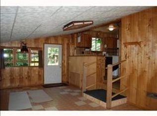 2890 Kimberly Rd, Ann Arbor, MI 48104