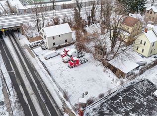 27 Oakwood Ave, Orange, NJ