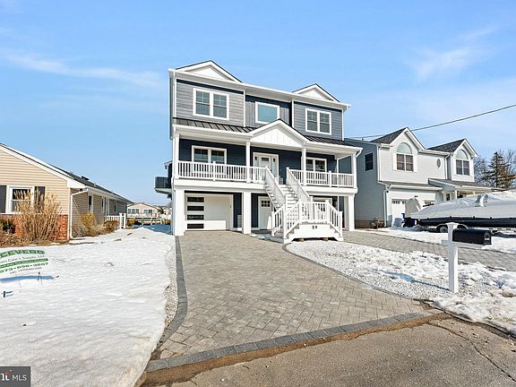 2nd image of 89 Club House Rd