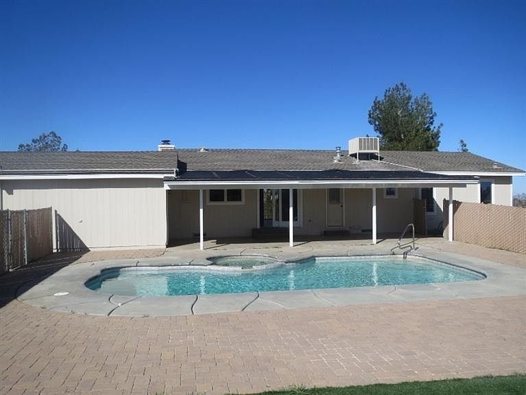 2nd image of 7835 Sequoia St