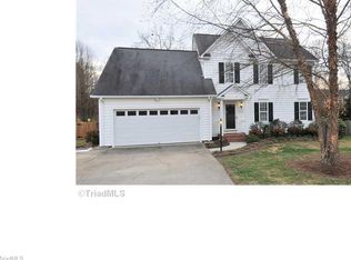 140 Village Haven Cir, Clemmons, NC 27012