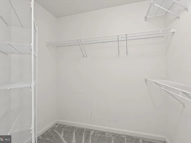 2504 Shelley Cir #4-2D — Photo 6