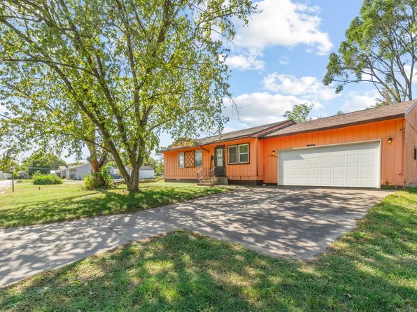 4039 Homer St, Waterloo, IA 50703