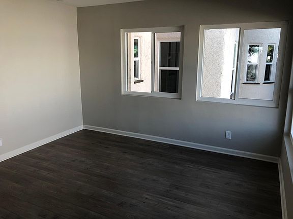 5th image of 3576 Opal St