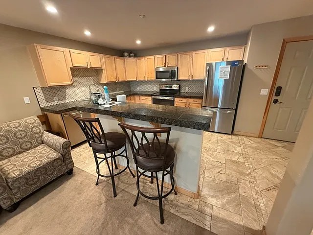 140 Wildernest Ct #102 — Photo 5
