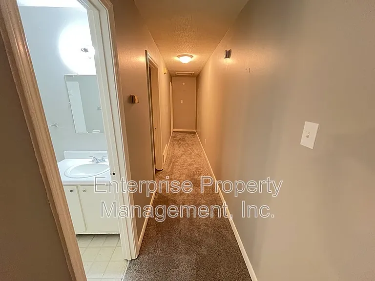 1365 Garden Rd — Photo 5