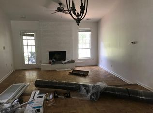 10700 Four Mile Creek Rd, Charlotte, NC 28277