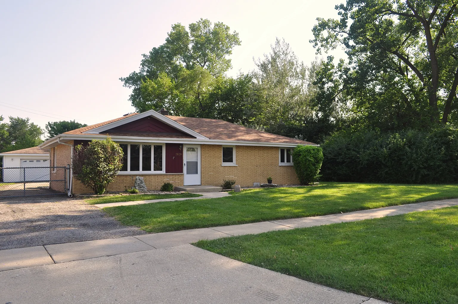 7939 W 73rd Pl photo 1