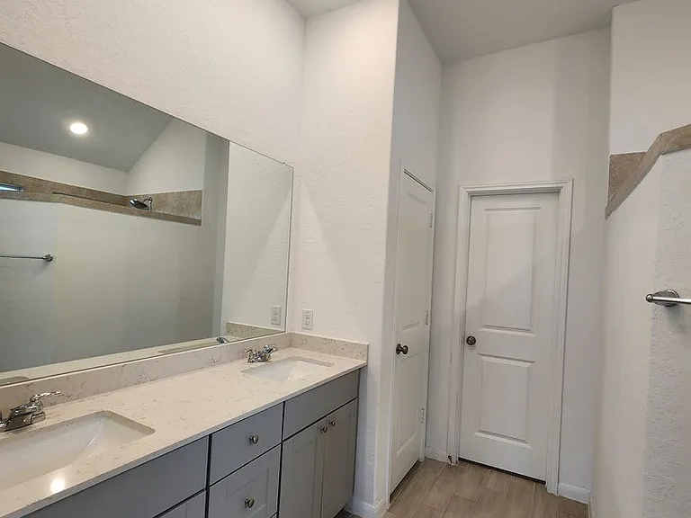 5923 Corsicana Cv — Photo 12