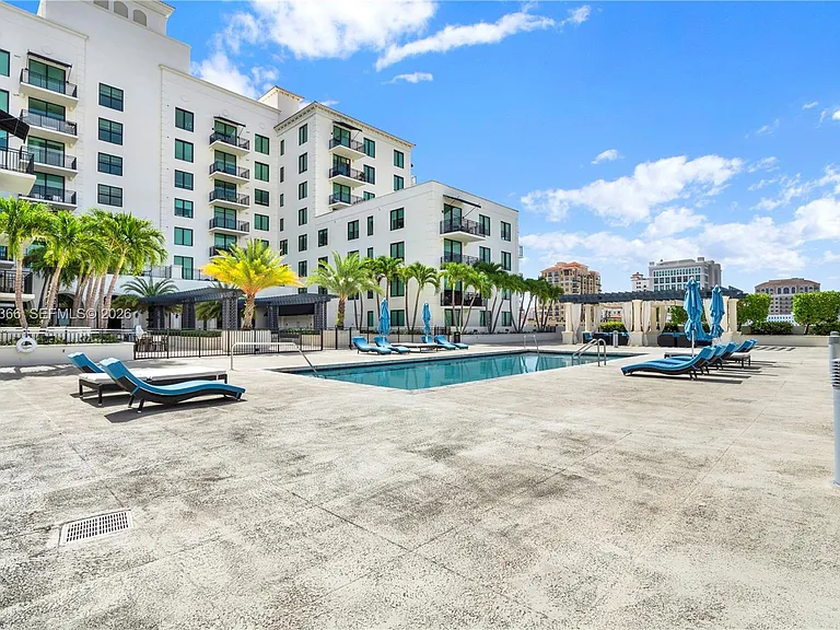 1300 Ponce De Leon Blvd #703 — Photo 2
