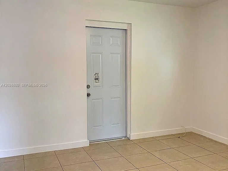 1629 Taft St #1-2 — Photo 6