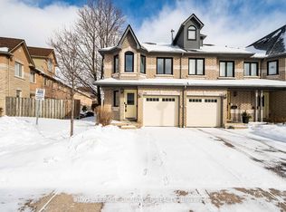 455 Apache Ct #129, Mississauga, ON L4Z3W8