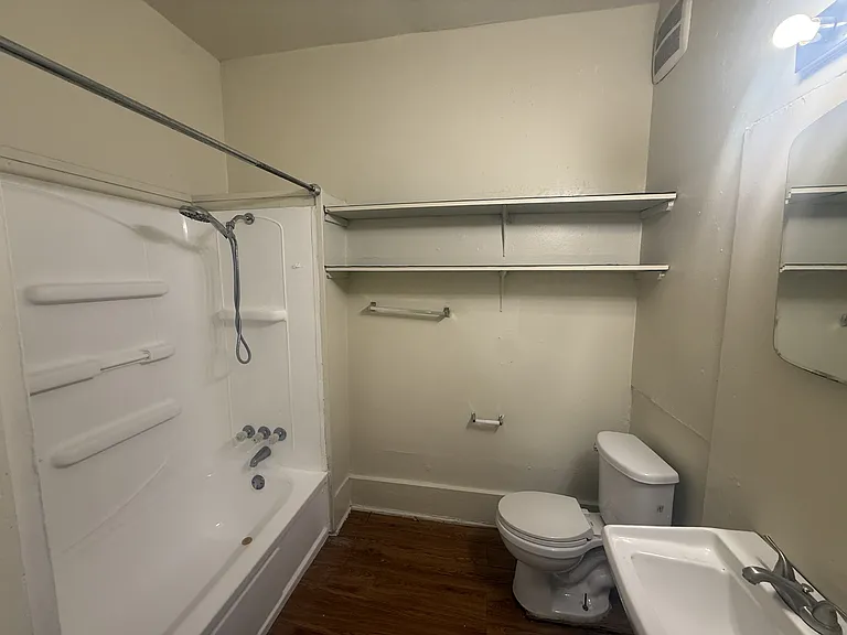 319 North St — Photo 12