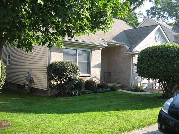 Detached Condo w/ Small Yard
