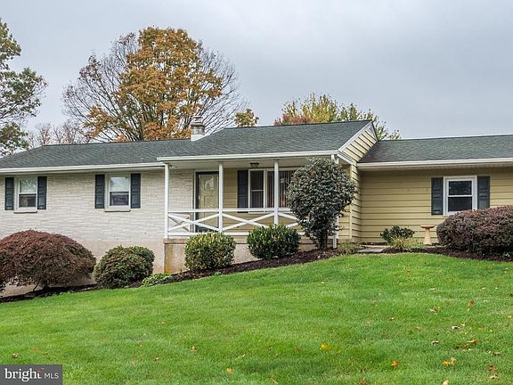 2nd image of 2328 Wilkes Rd