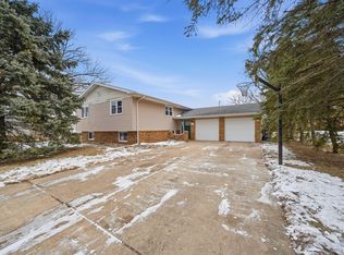 306 N Stone Church Rd, Peoria, IL 61604