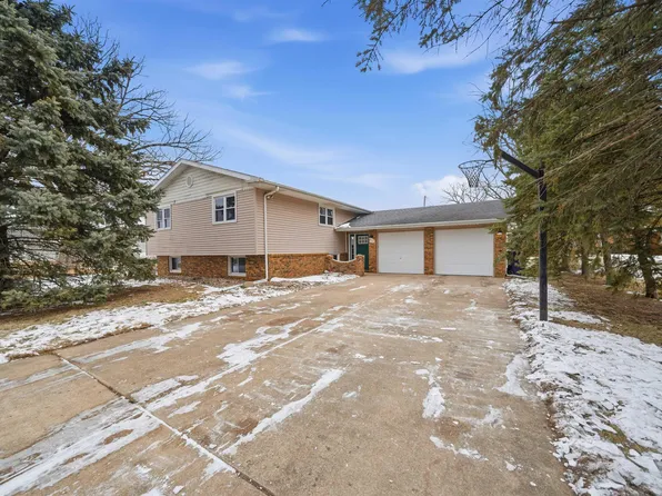 306 N Stone Church Rd, Peoria, IL 61604
