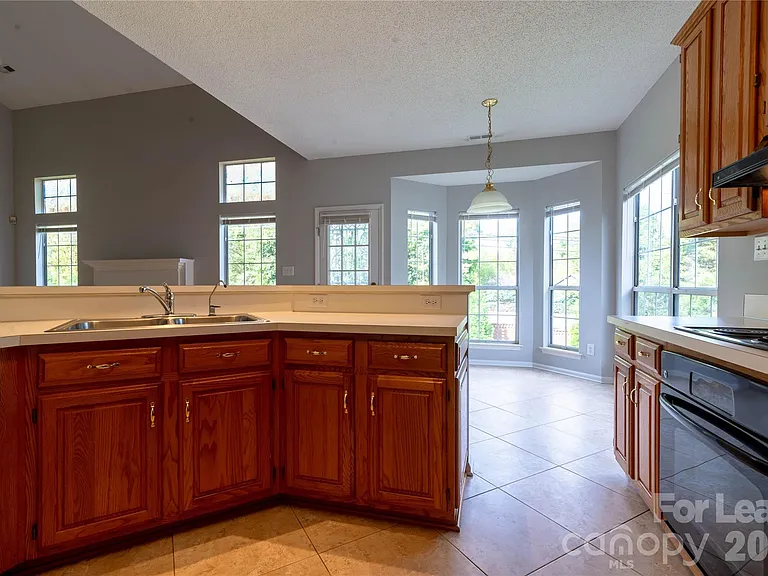 6138 Garamond Ct — Photo 10