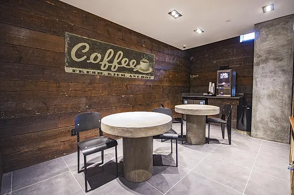 Rented by Level Group | media 12