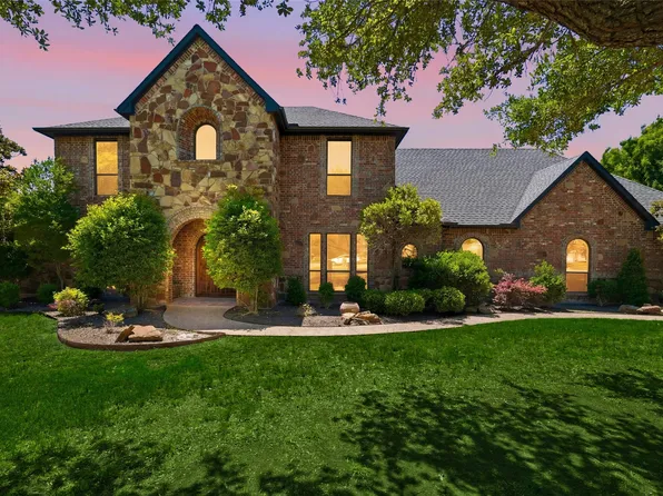 5079 April Ln, Waxahachie, TX 75165