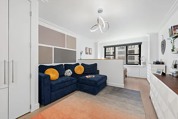 Sold by Corcoran | media 15