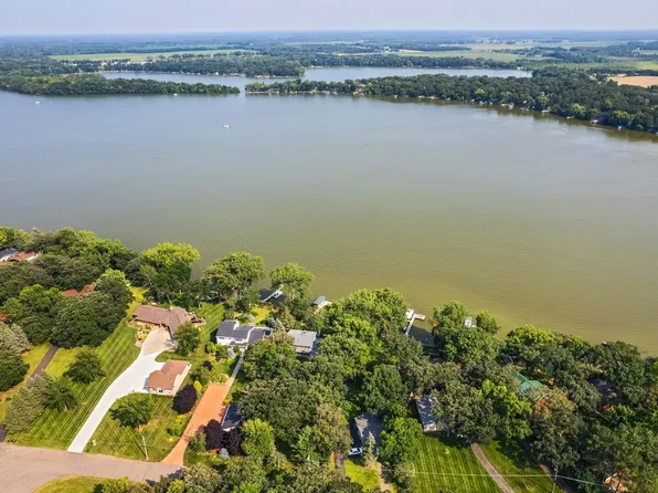5131 99th Ave, Clear Lake, MN 55319