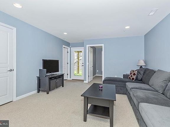5th image of 6372 Meandering Woods Ct