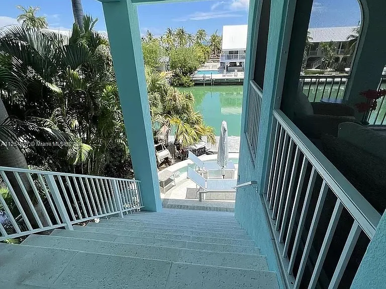 124 S Indies Dr — Photo 13