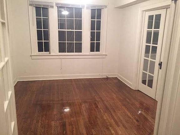 3rd image of 4305 Prytania St