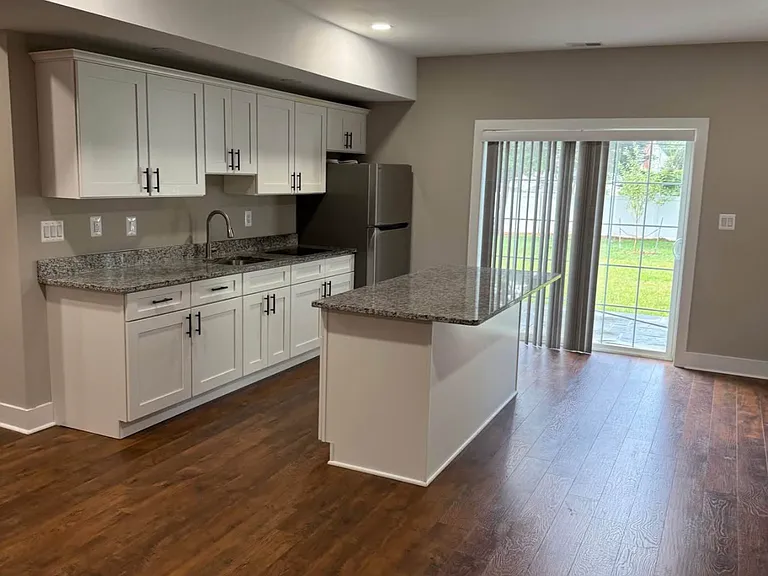 4001 Taylor Dr — Photo 6