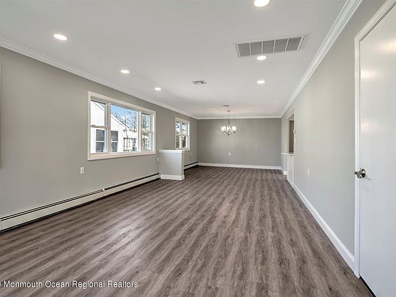 4th image of 698 Jamaica Blvd